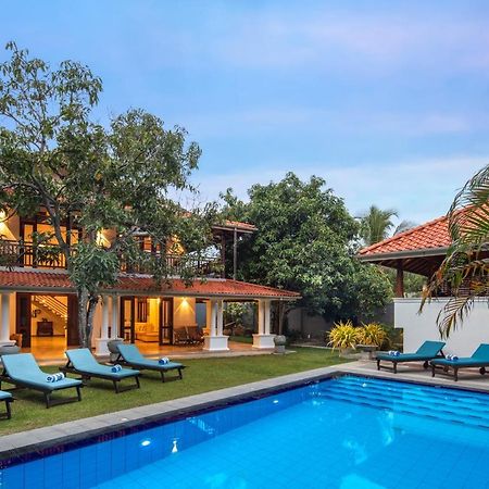 Ballarat Luxury Villa - Хикадува Екстериор снимка