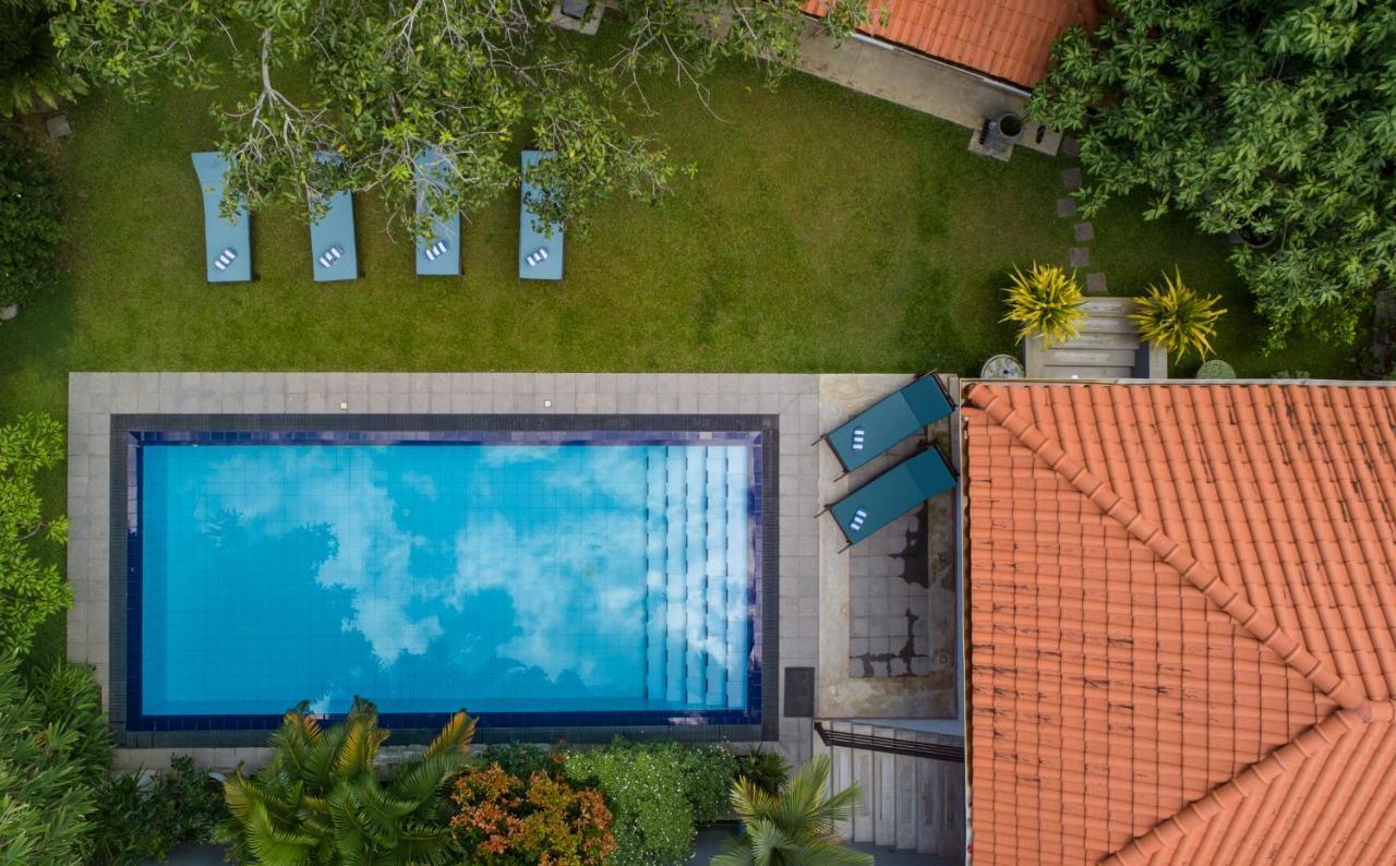 Ballarat Luxury Villa - Хикадува Екстериор снимка